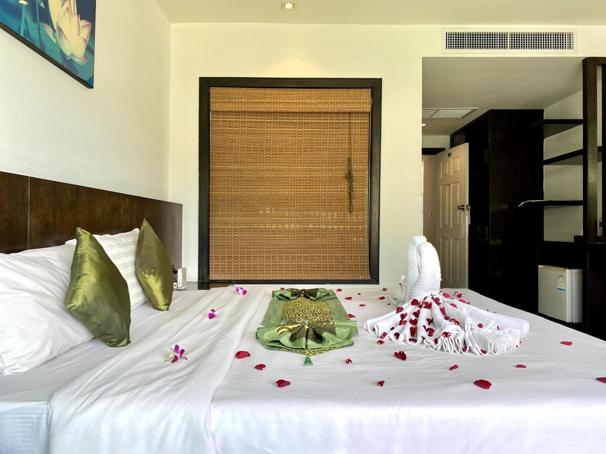 Apk Resort Patong Zewnętrze zdjęcie
